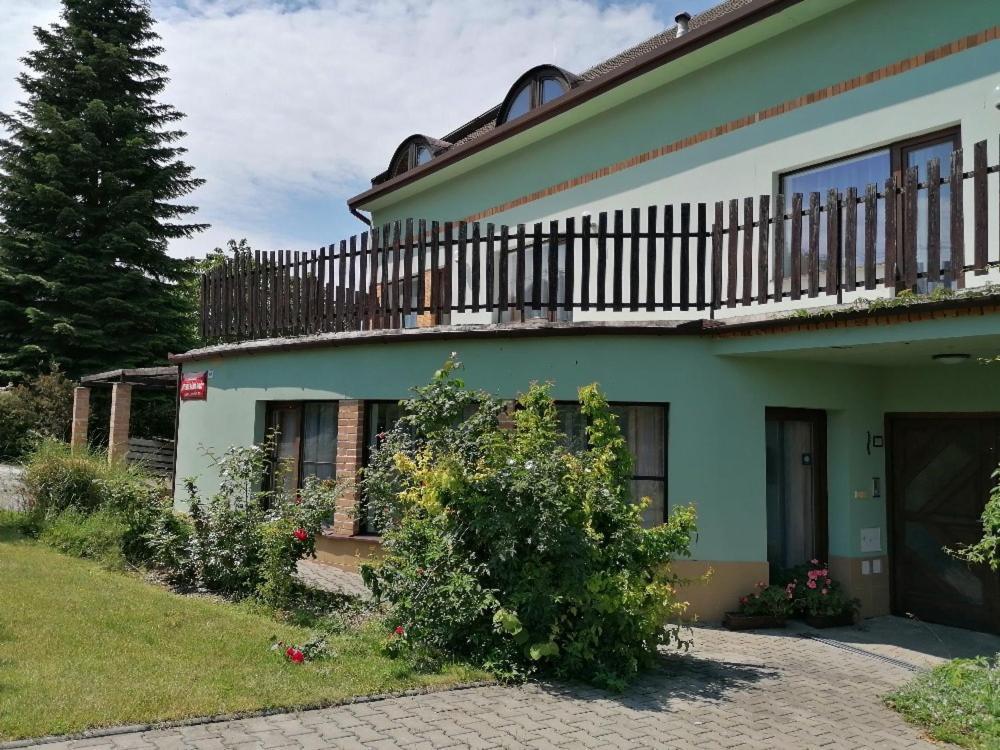 Otevrena Naruc Pension Letovice Exterior photo
